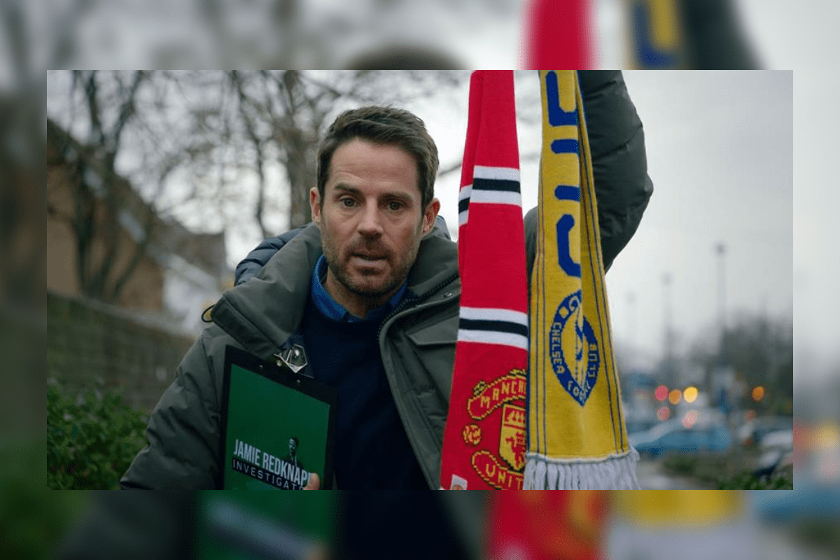 a-game-of-two-scarves:-jamie-redknapp-investigates-the-tragedy-of-half-and-half-scarves-in-football